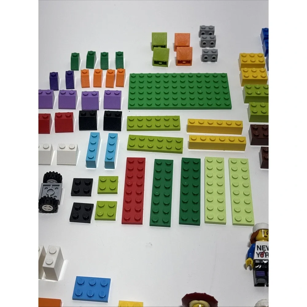 LEGO Classic Creative Suitcase 10713 Building Kit Playset 213pcs 2018‎